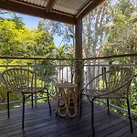 Dreamtime Belongil - House Opposite The Beach