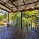 Dreamtime Belongil - House Opposite The Beach