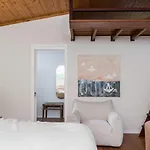 Sunset Bungalow 101