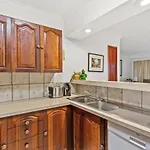 Fuller Holidays-Unit Pacific