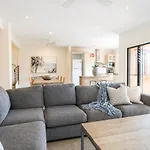 Cavvanbah Beach Villa