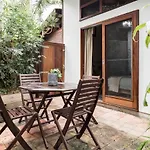 Dove Studio With Garden Patio