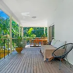 Fuller Holidays - The Rock Belongil Beach