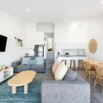 Byron Bay Beachfront Holiday Apartments Penthouse 9