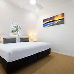 Byron Bay Beachfront Holiday Apartments Penthouse 9