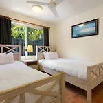 A Perfect Stay - Clarkes Beach Villa