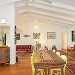 A Perfect Stay - Aluna