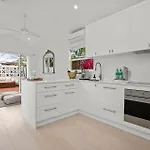 A Perfect Stay - The Boat House