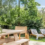 A Perfect Stay - Allure