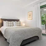 A Perfect Stay - Apartment 2 Surfside