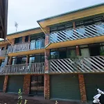 Surfers Rest