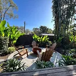 Bamboo Beach House & Studio