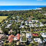 Coastal Serenity - Minutes To Town & Clarkes Beach