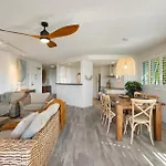A Perfect Stay - Apartment 3 Surfside