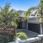 Byron Lux Beach Houses