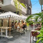 Jonson Lane Apartments