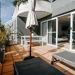 Aloha - Stylish Central Byron Studio