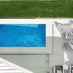 Fat Frog Beach Houses