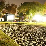 Backpackers Inn On The Beach