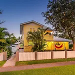 Aaron\'S @ Byron Guesthouse