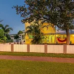 Aaron\'S @ Byron Guesthouse