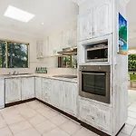 Fiesta Palms 6 - Central Byron Bay