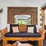 Skye Lodge Byron Bay - Walk To Town In 5 Minutes!