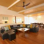 Cavvanbah Seaside Cottage