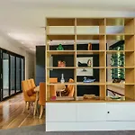 Seaview Sanctuary - Award Winning Architecture