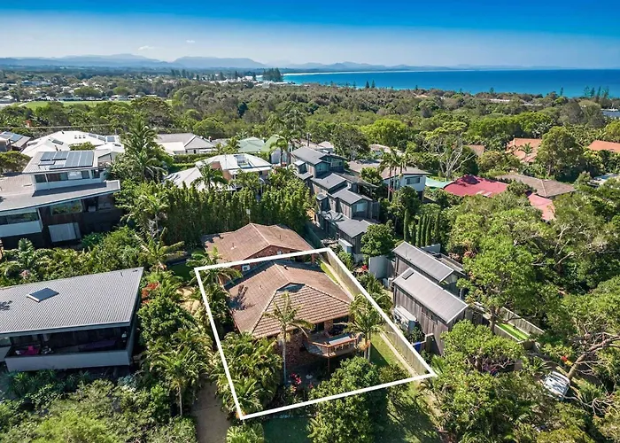 Casa 36 - 3 Bedroom Retreat Near Clarkes Beach