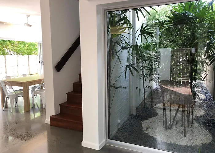 Bayshore Escape
