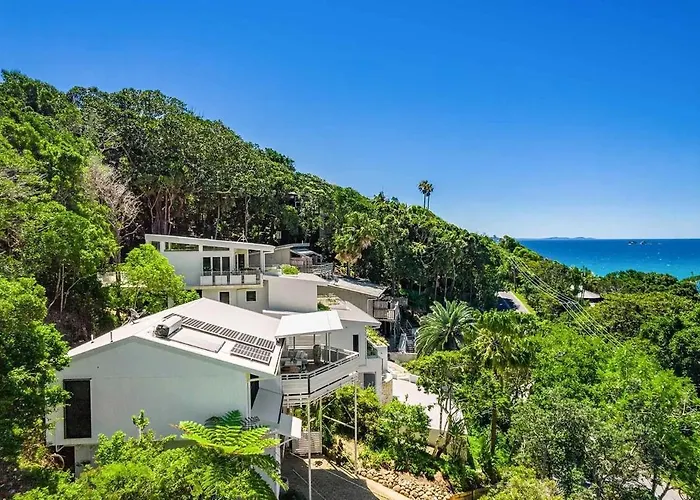 Byron Bay Accom - 14 Palm Valley Drive