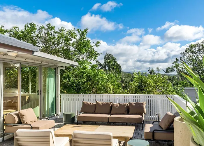 Sunset Bungalow 5