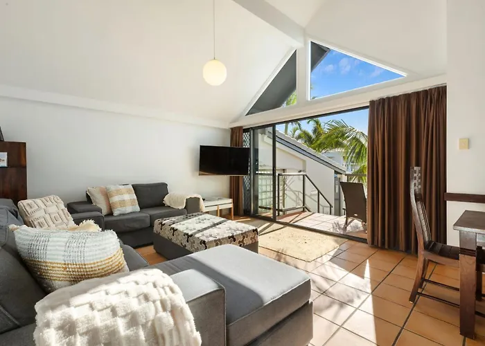Byron Bay Beachfront Holiday Apartments Loft 11