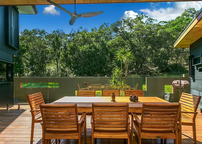 Seaview Sanctuary - Award Winning Architecture