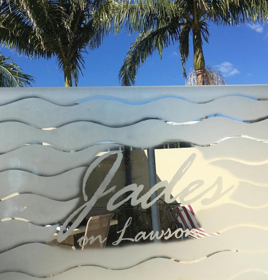 Jades On Lawson No 2 * Byron Bay