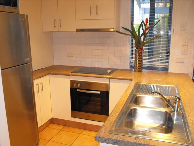Unit 3 41 Childe Street - Belongil *