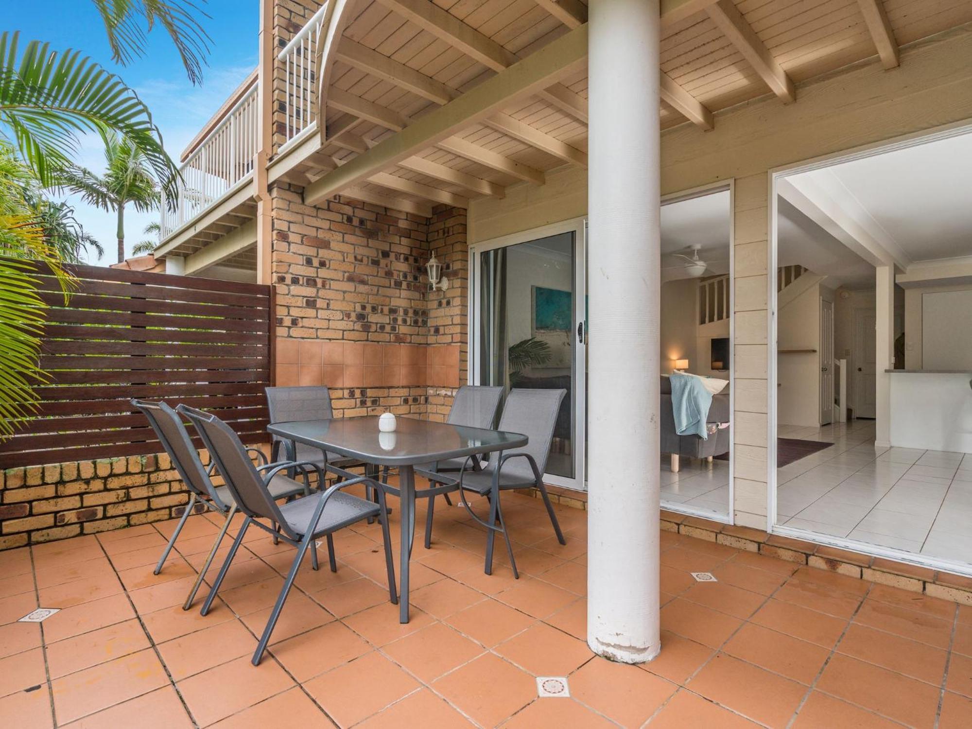 Apartment Tradewinds 3
