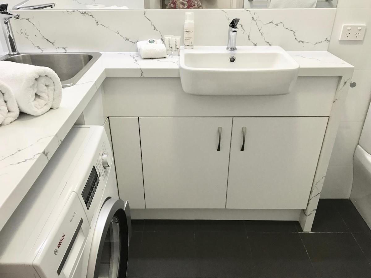 Aparthotel Byron Beach Flats 4*