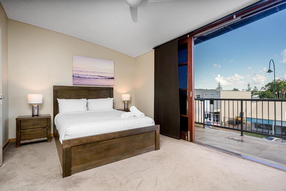 Apartment Unit 5 21-25 Fletcher Street - A Seventh Summer *