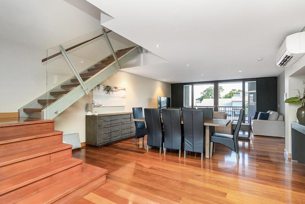 Unit 5 21-25 Fletcher Street - A Seventh Summer