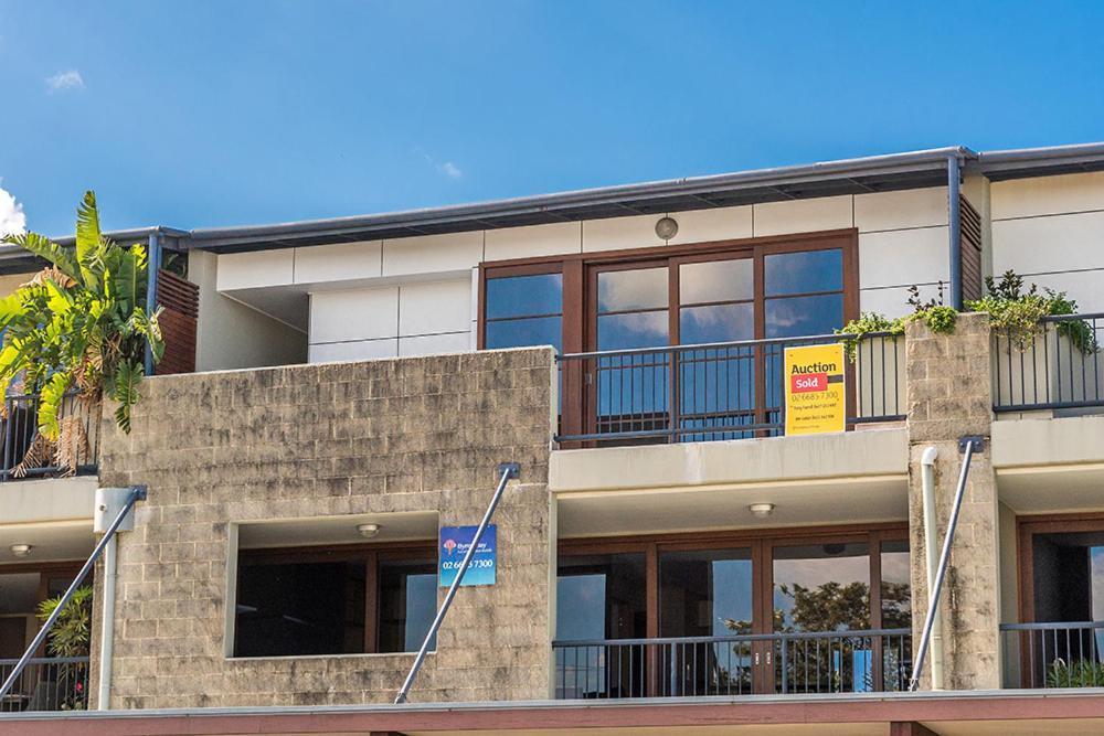 Unit 5 21-25 Fletcher Street - A Seventh Summer *