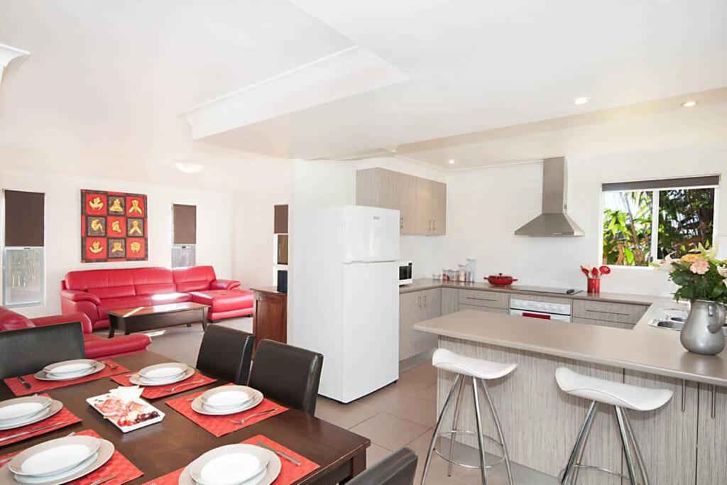 - Waitui - 1/3 Somerset St Byron Bay