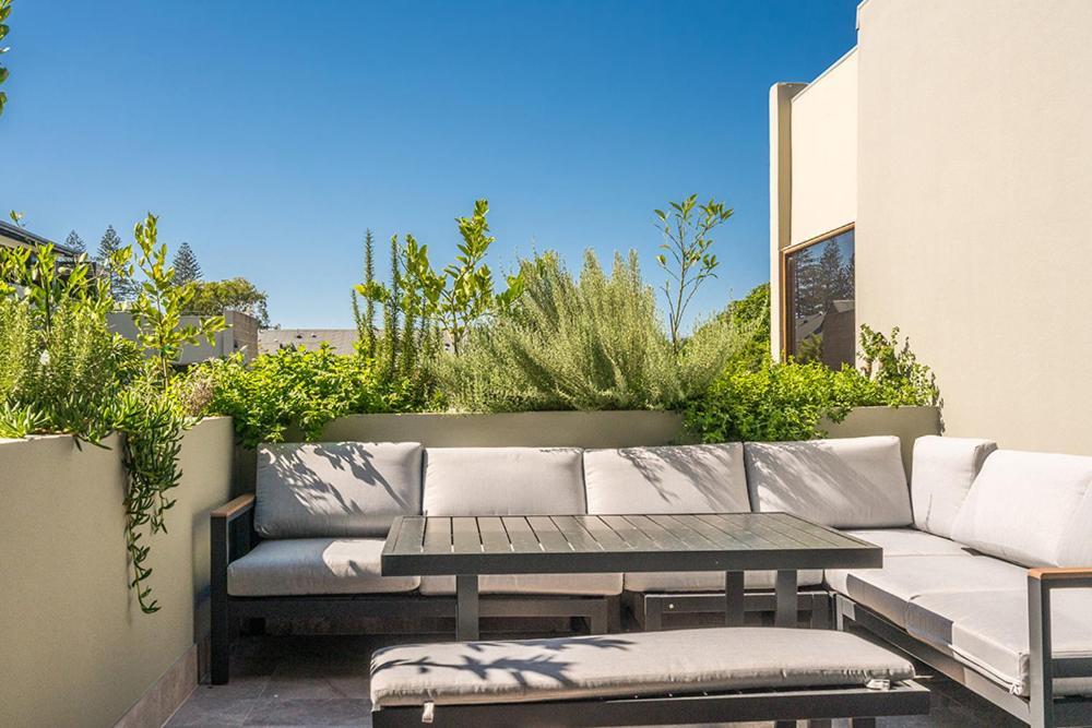 Unit 5 21-25 Fletcher Street - A Seventh Summer Apartment