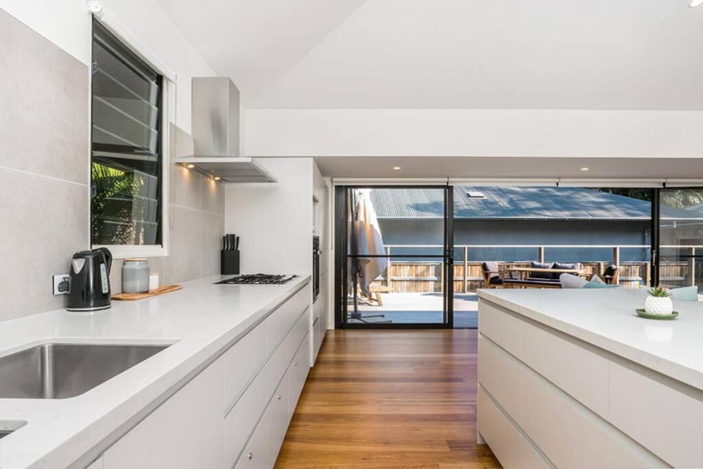 - Pacifica - 48a Shirley Lane Holiday home