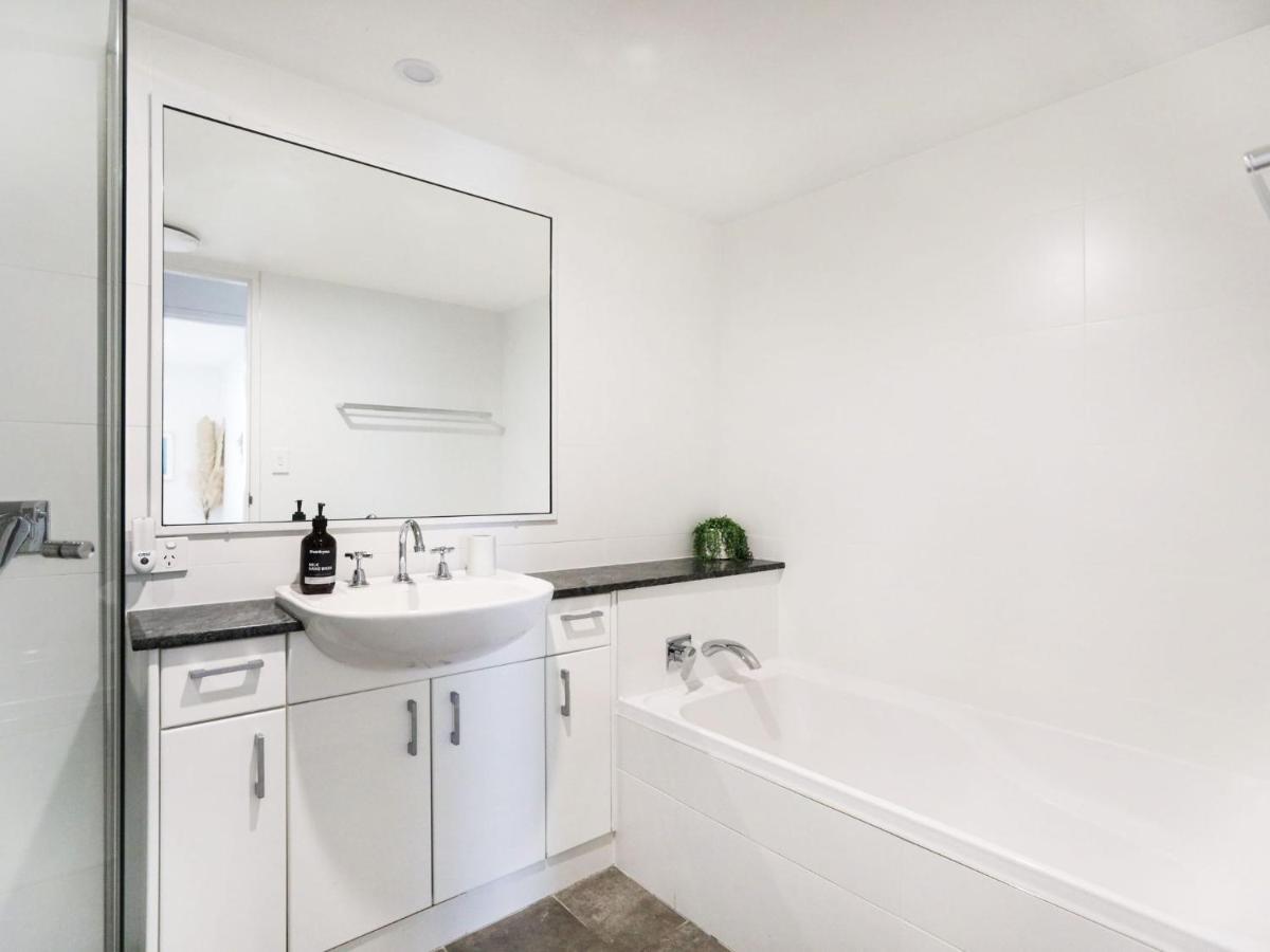 Karinya - 3 Bedroom Steps From Clarkes Apartment Byron Bay