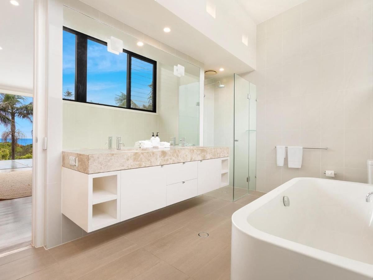 Kiah - Nestled Between Main & Belongil Beaches * Byron Bay