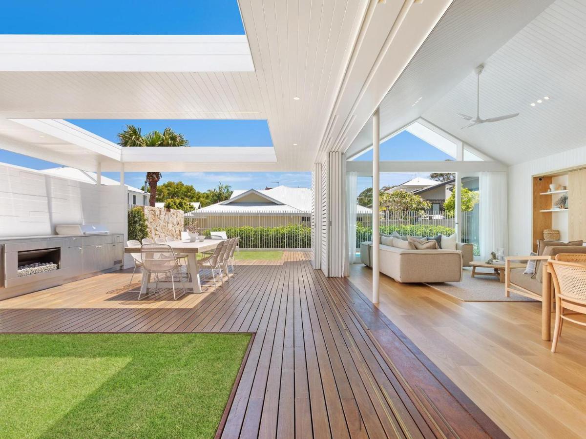 Holiday home Aroha - Beachside Luxury Home With Private Pool