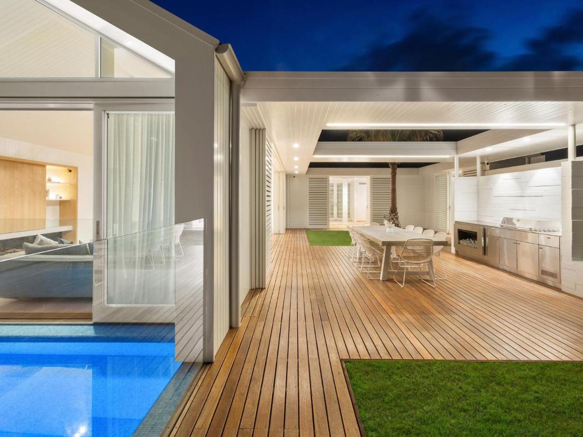 Holiday home Aroha - Beachside Luxury Home With Private Pool