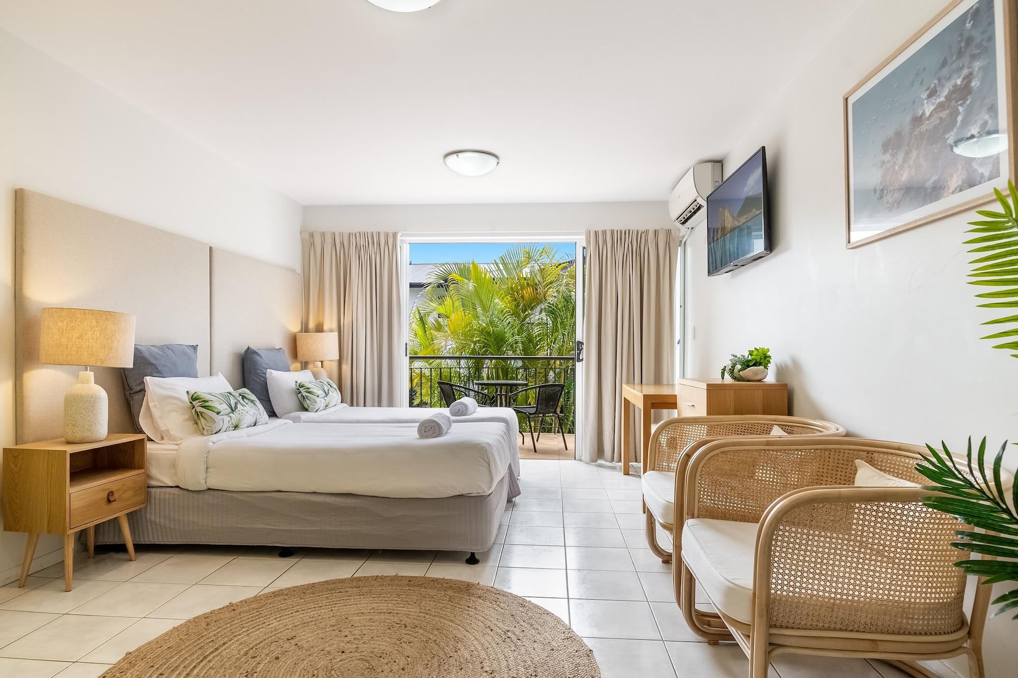 Aparthotel Eco 4*